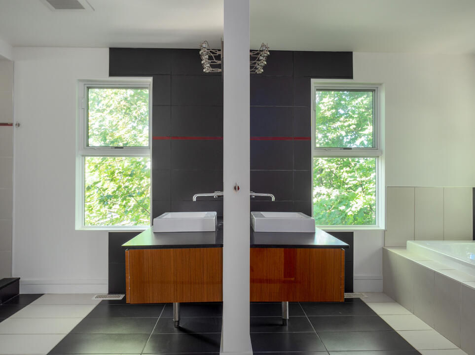 Masterbath Room